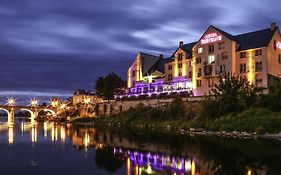Mercure Bords De Loire Saumur